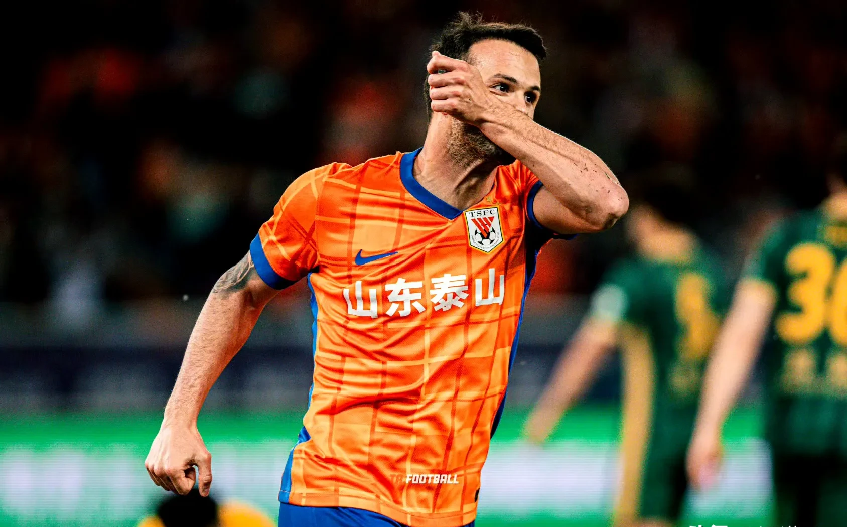 体育平台入口-包含今晚突围战来临；山东泰山围绕德国杯远射贴柱；悬念犹存；团队化学反应显著的词条