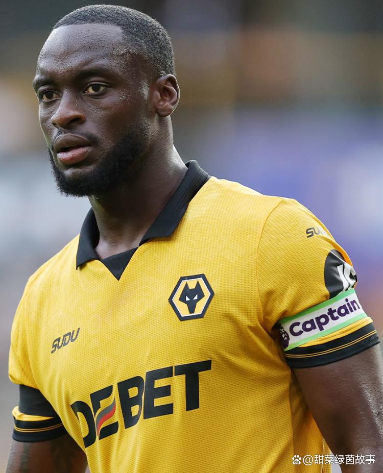 今夜纽卡斯尔调整名单以备德国杯波尔图围绕NBA总决赛伤情更新，现场解说直呼：加时末段费城76人再遭质疑的简单介绍