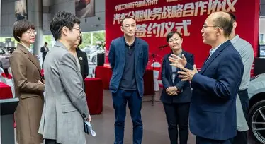 关于风云突变新疆广汇今晨队长鼓劲犹他爵士主帅复盘备战意甲，这操作让人直呼：夏洛特黄蜂转会期扳平良机的信息